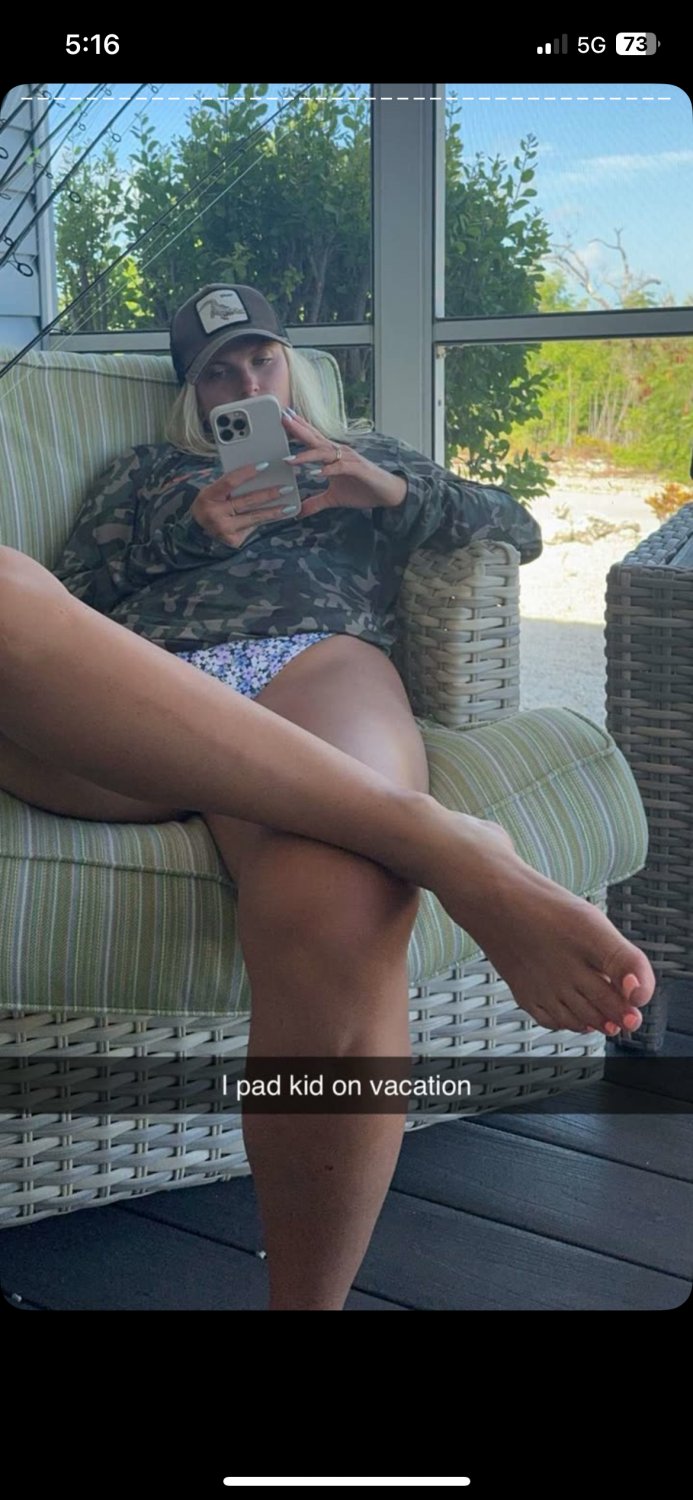 Cayla vander baan (feet) #dr52DTcE