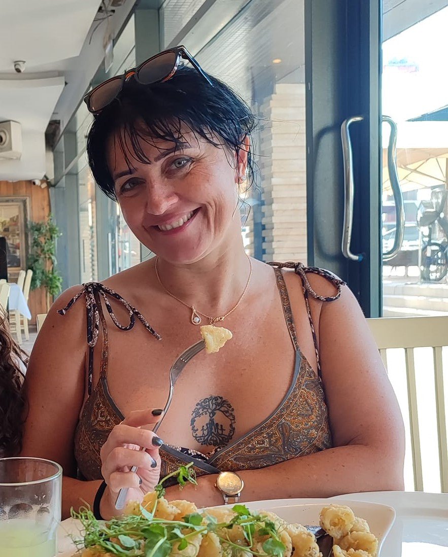 ArielaKanevski #ZPZ73qeu